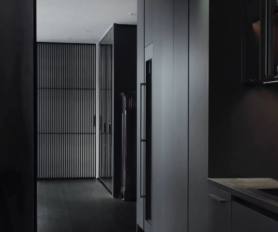 首发 | 西安高新2200平米大宅：白是黑的光 、黑是白的影
